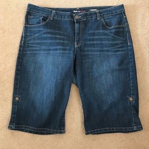 Style & Co. denim shorts (18W)